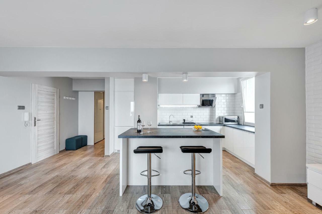 Orion Downtown Apartment By Pinpoint Lodz  Exterior photo